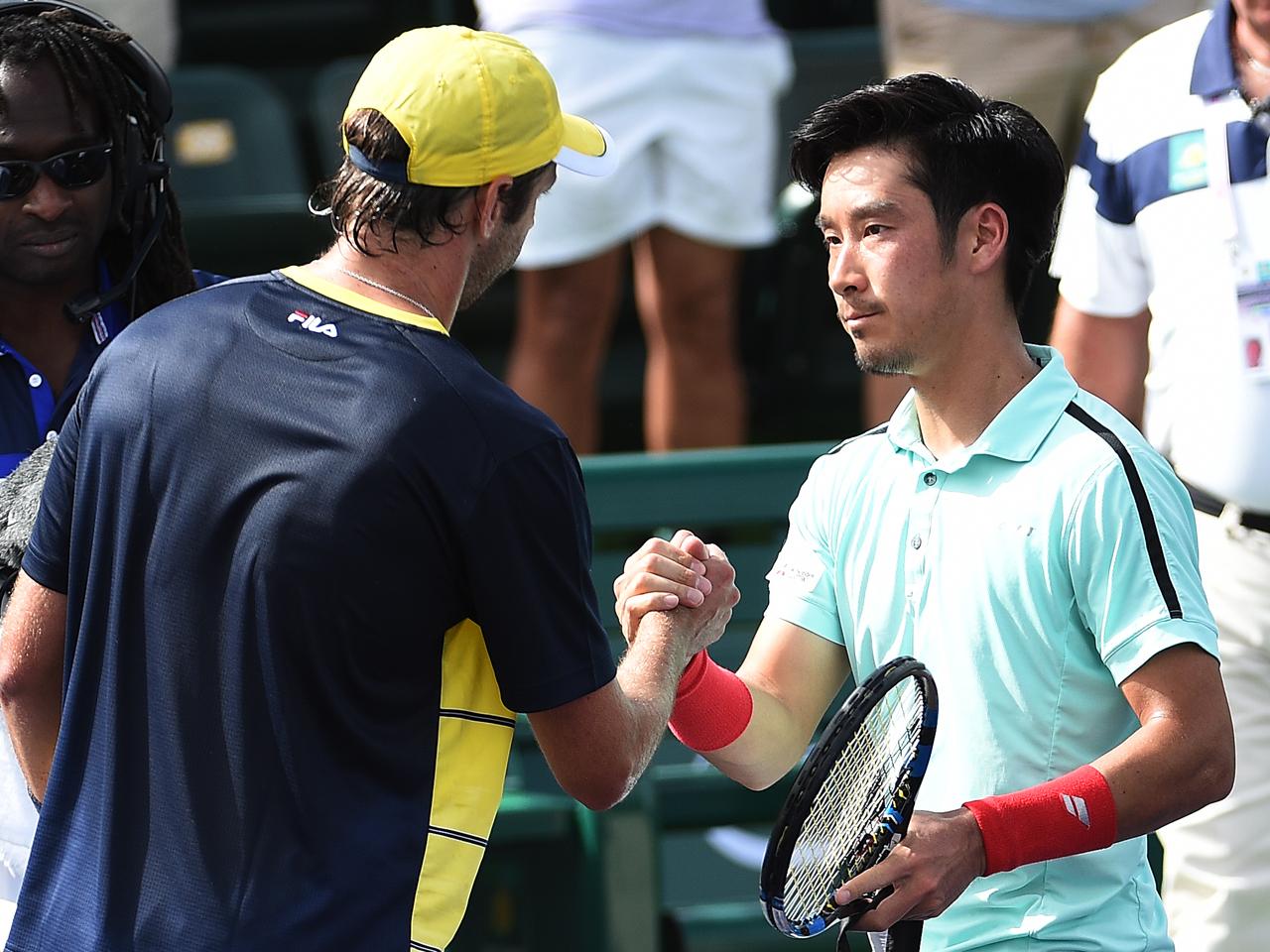 杉田祐一の今季マスターズ初戦はゼバロスにフルセットで敗退 Bnpパリバ オープン テニスマガジンonline Tennismagazine Jp