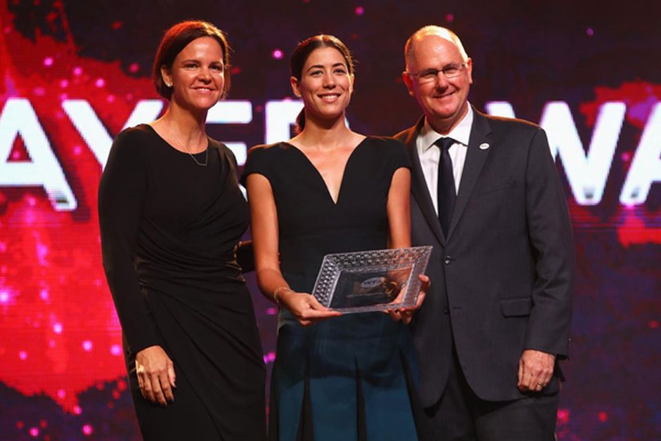 ウインブルドン女王のムグルッサがwtaの2017年度最優秀選手賞に テニスマガジンonline Tennismagazine Jp