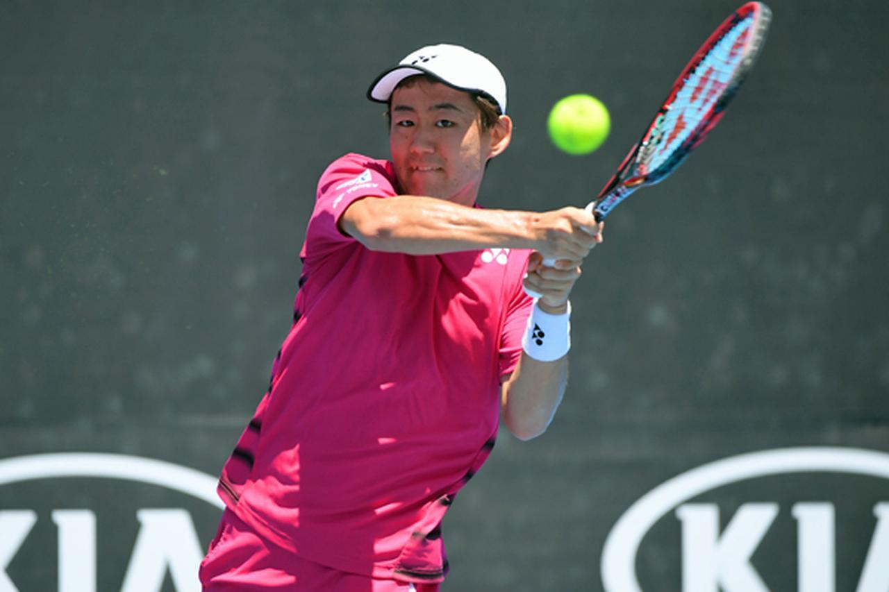 西岡良仁 YOSHIHITO NISHIOKA | テニスマガジンONLINE｜tennismagazine.jp
