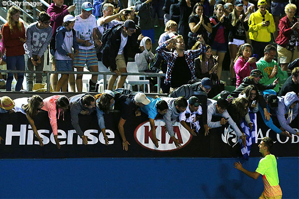 こちらメルボルン ショーコートを揺らした地元18歳コキナキス テニスマガジンonline Tennismagazine Jp