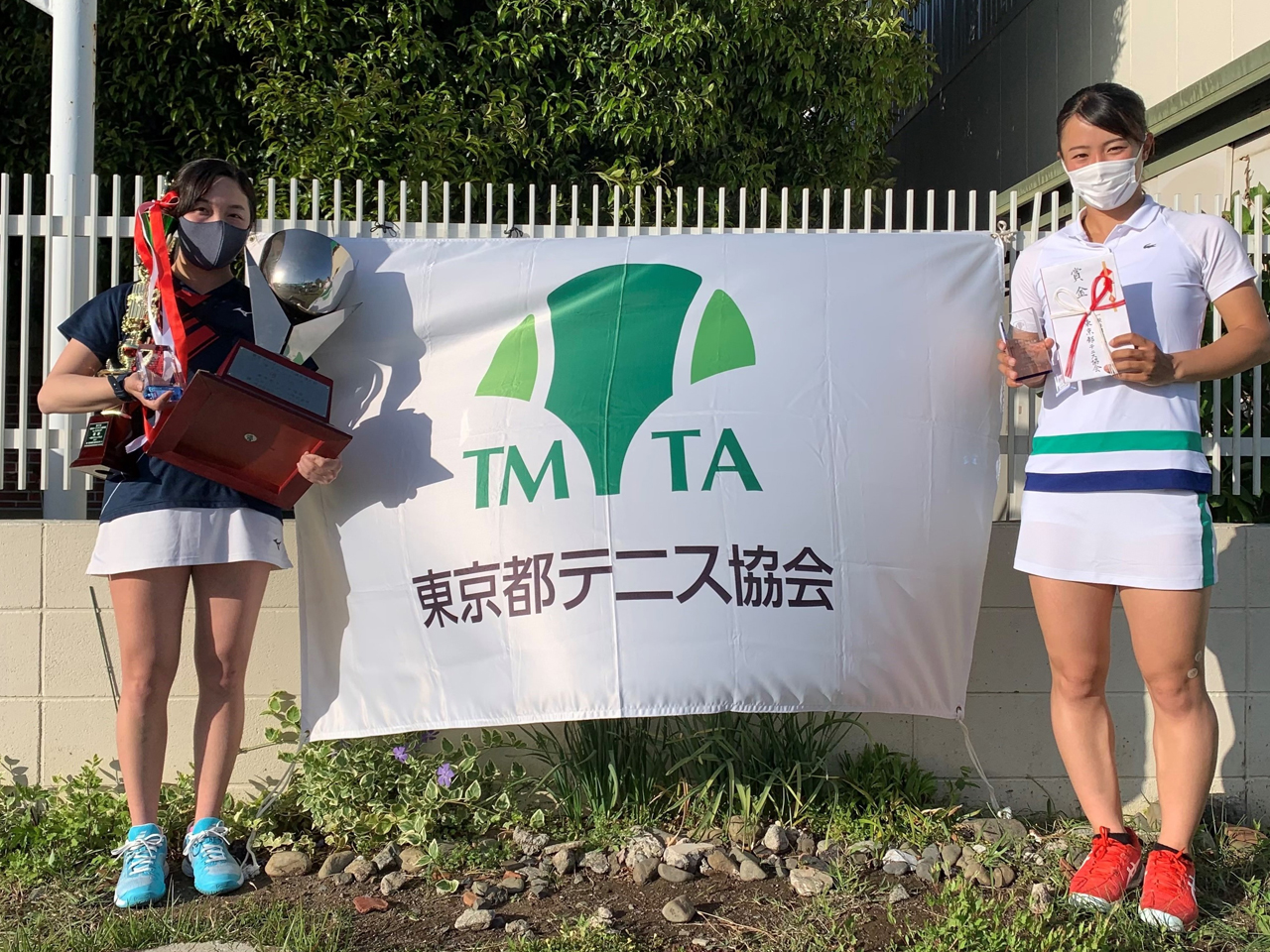 シングルスが佐藤南帆 ダブルスは吉田明日香 清水里咲が優勝 第57回東京オープン テニスマガジンonline Tennismagazine Jp シングルスが佐藤南帆 ダブルスは吉田明日香 清水里咲が優勝 第57回東京オープン テニスマガジンonline Tennismagazine Jp