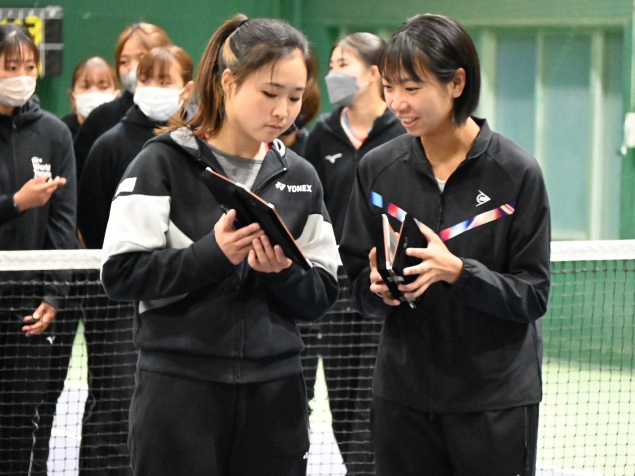20歳の川口夏実がプロ初優勝、ダブルスは井上明里／ツァオ・チアイーが