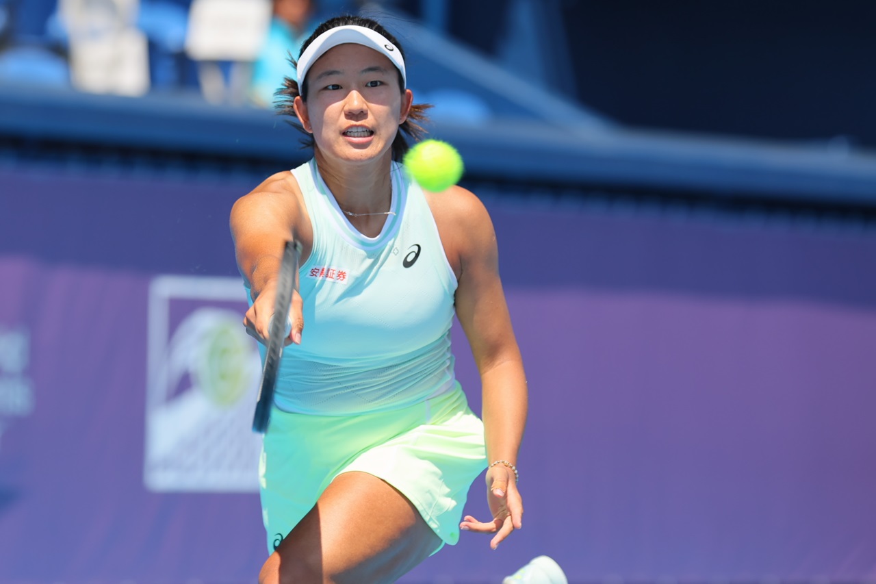 シングルスの日本勢は本玉真唯、内島萌夏、柴原瑛菜がベスト8に進出