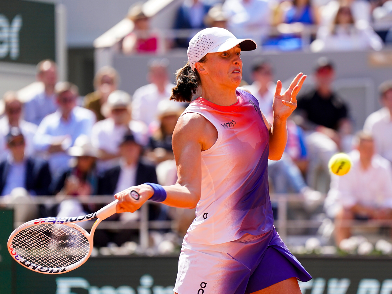 シフィオンテクが3年連続4度目の決勝進出、クレーコートで自己最高タイ