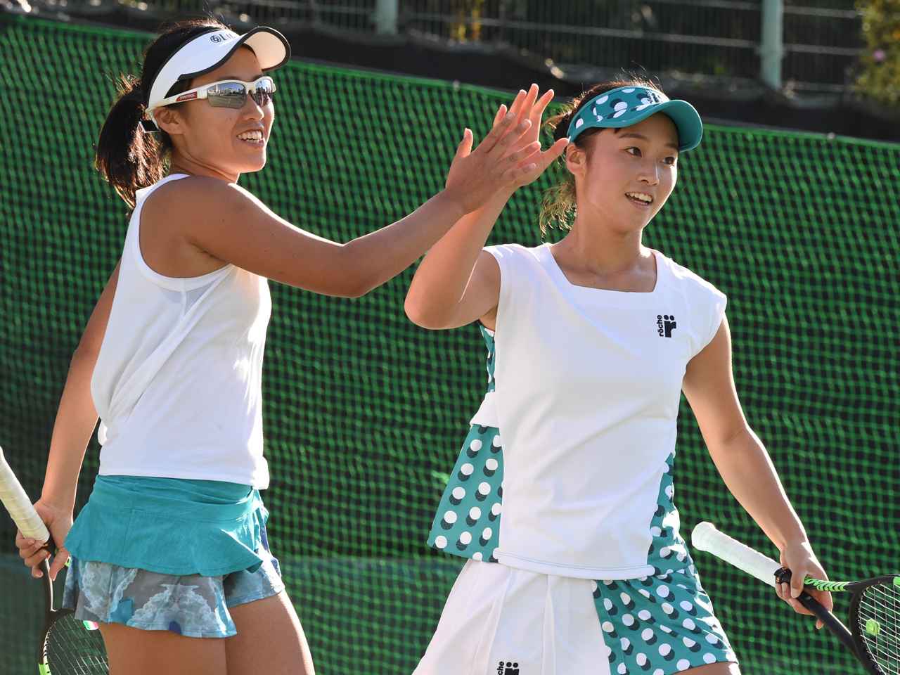 西郷里奈／西郷幸奈の姉妹ダブルスがITFツアーで2度目のタイトル獲得