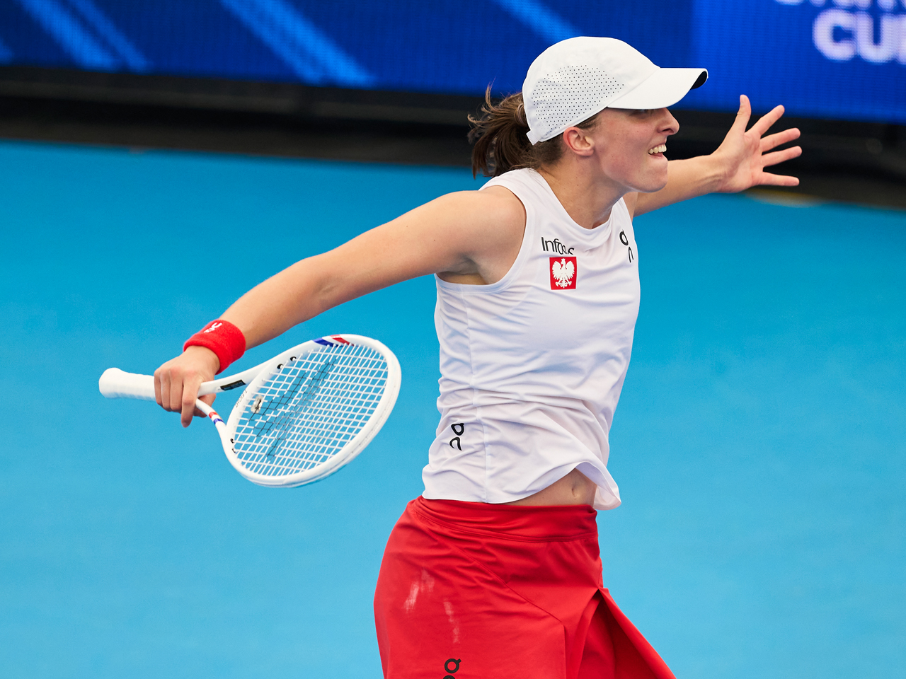 シフィオンテクがルバキナに勝利でポーランドが2年連続決勝進出