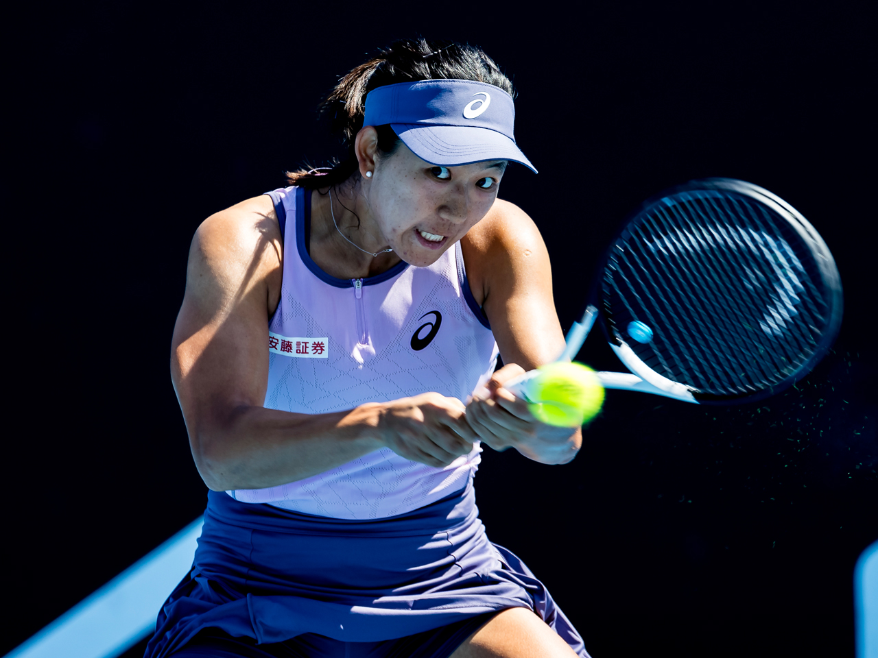 数年前の物ですがワンシーズン着用しました。今後テニスをする予定がないので。 main_d8d69ec9b95fdcca38e55d4c9