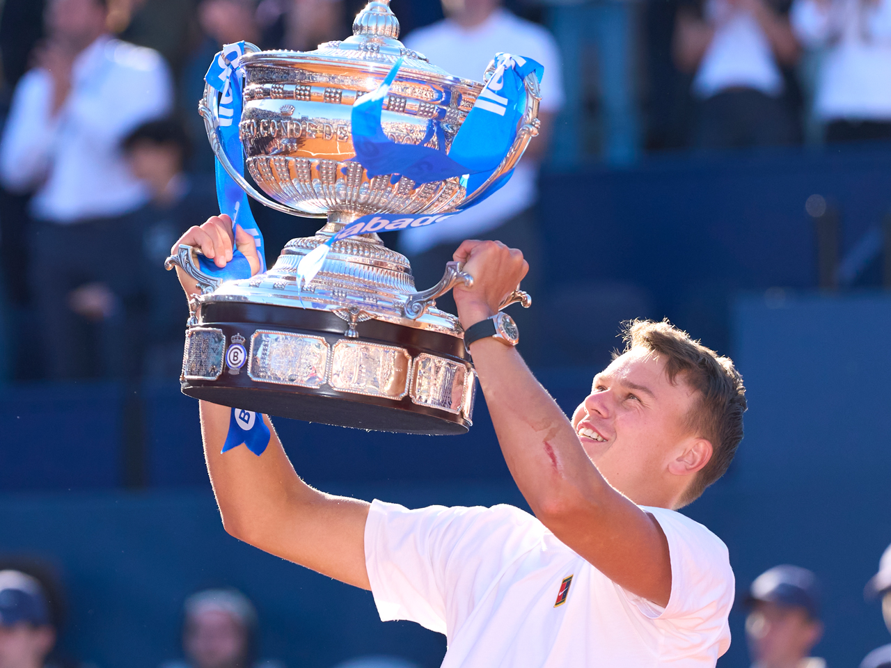 ルーネが同世代のライバルであるアルカラスを倒して約2年ぶりのツアー5