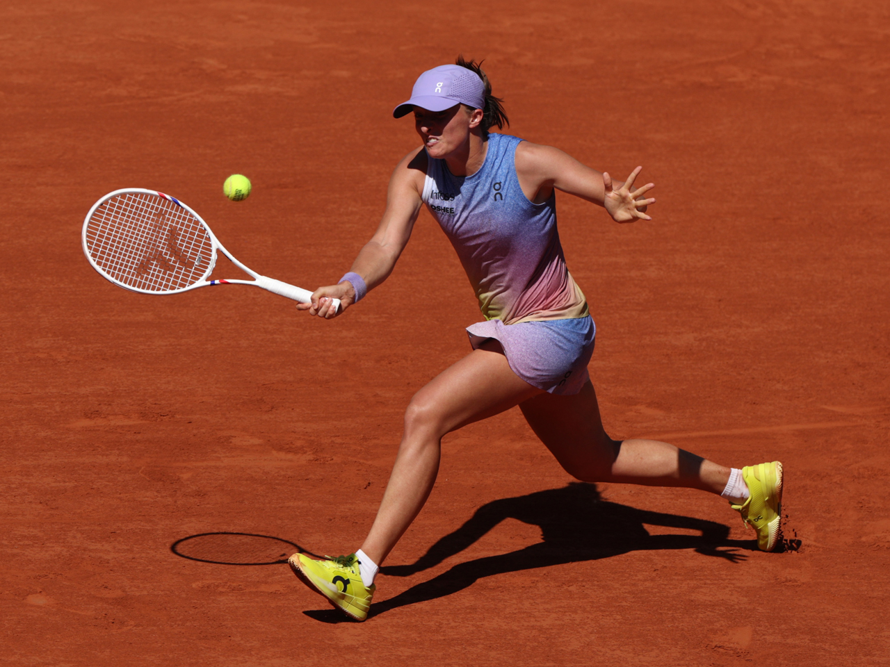 【新品】on テニス 白 Court Cap イガ シフィオンテク オン イガ・シフィオンテク | テニス | On 日本