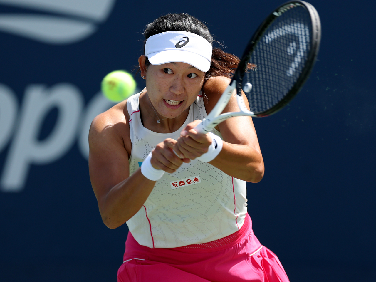 7つのマッチポイントを凌いでダニロビッチに競り勝った内島萌夏が