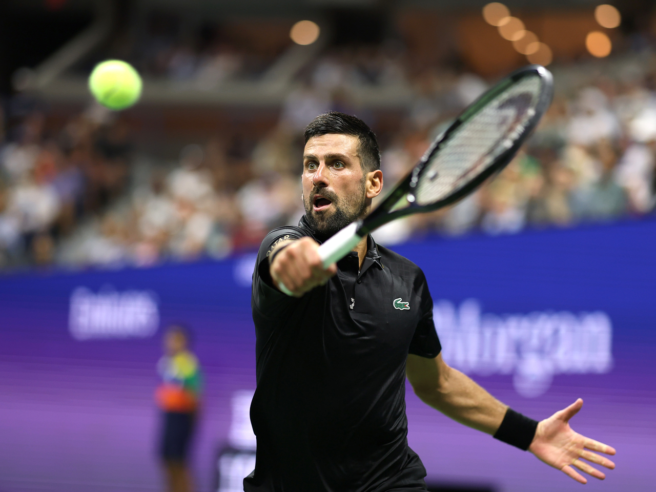 ウインブルドン以来のシングルスをプレーしたジョコビッチがティエンの