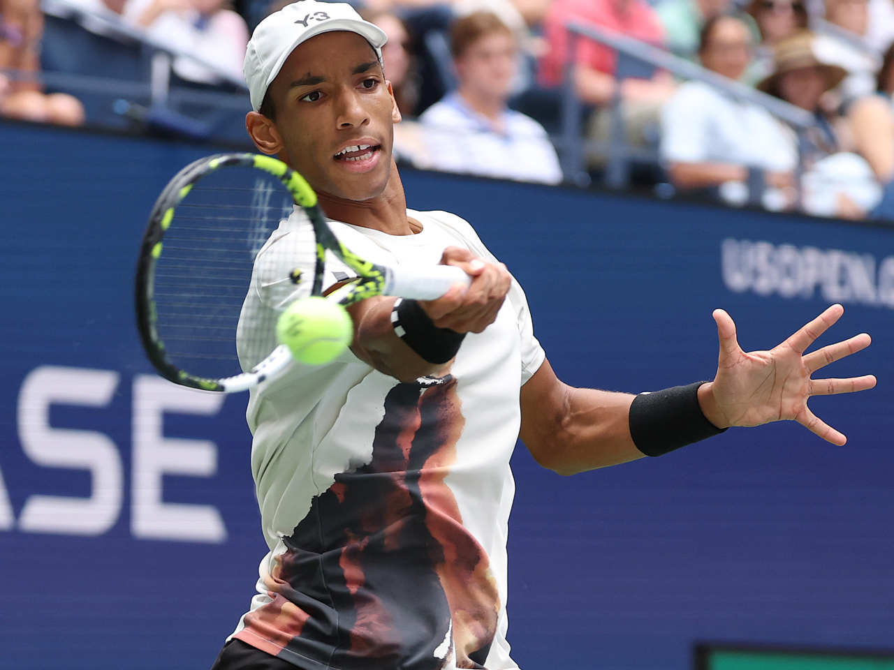 オジェ アリアシムが過去1勝7敗だったルブレフに対する4回戦で