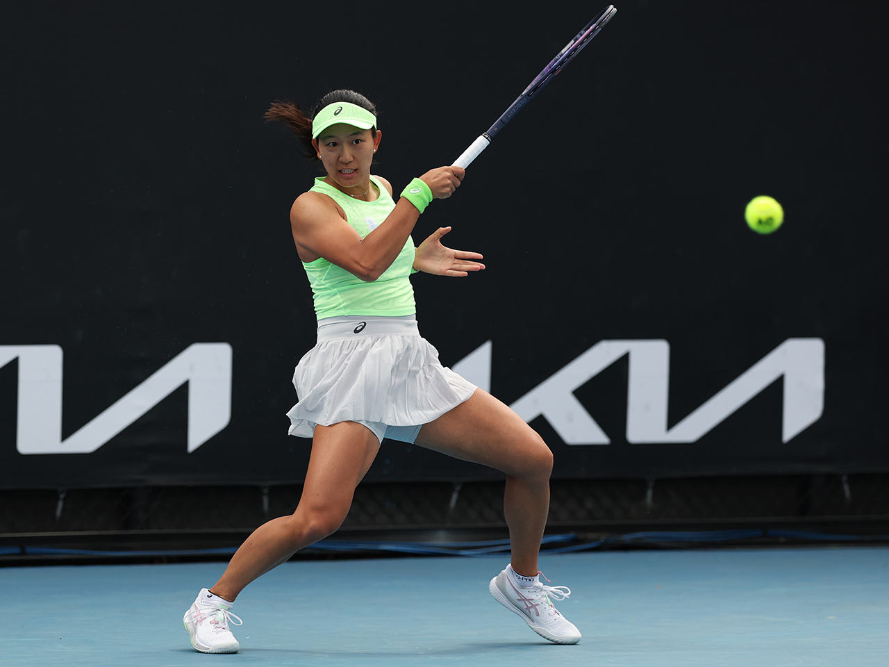 内島萌夏がシエラに快勝で2年連続初戦突破、今季のツアーレベル初勝利