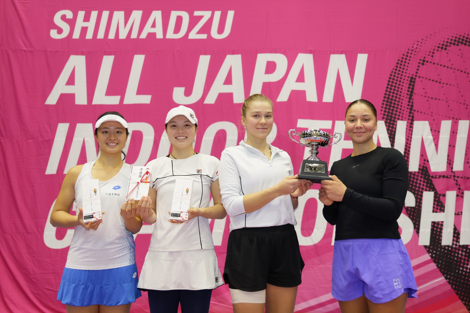 木下晴結／齋藤咲良はコストウラス／ランセレに敗れてダブルス準優勝