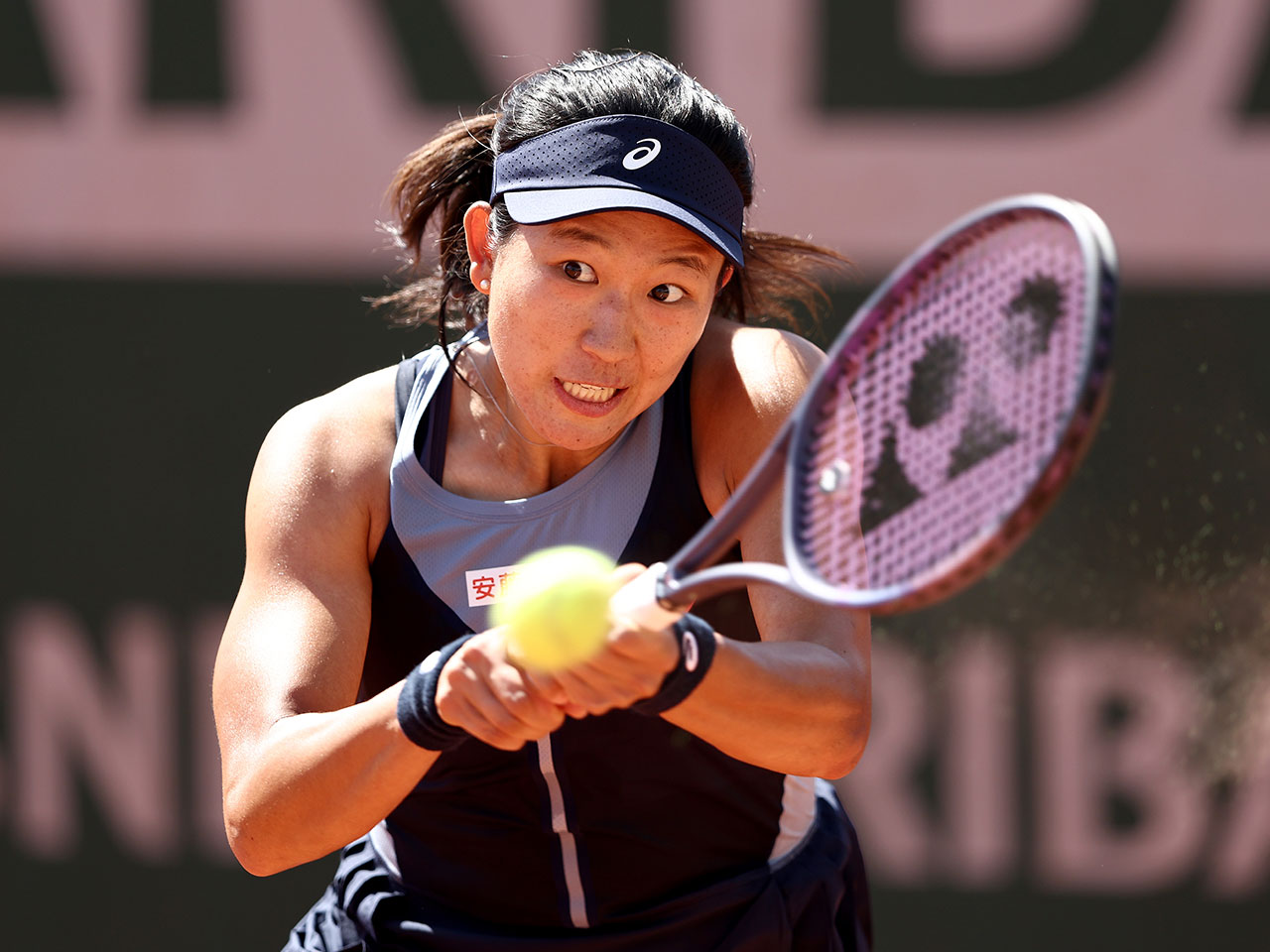 内島萌夏は途中棄権で初戦敗退、リューが予選からマッチ4連勝で2回戦