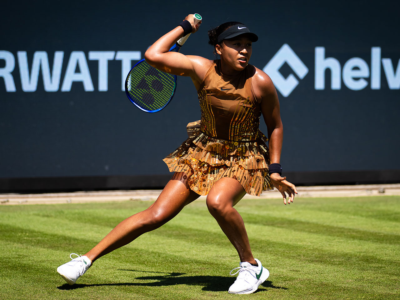 メルテンスにグラスコートで2連勝の大坂なおみが初のベスト8進出