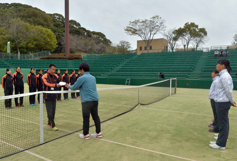 春の息吹 フォトアルバムday5 女子 19高校センバツ 高校テニス テニスマガジンonline Tennismagazine Jp 春の息吹 フォトアルバムday5 女子 19高校センバツ 高校テニス テニスマガジンonline Tennismagazine Jp