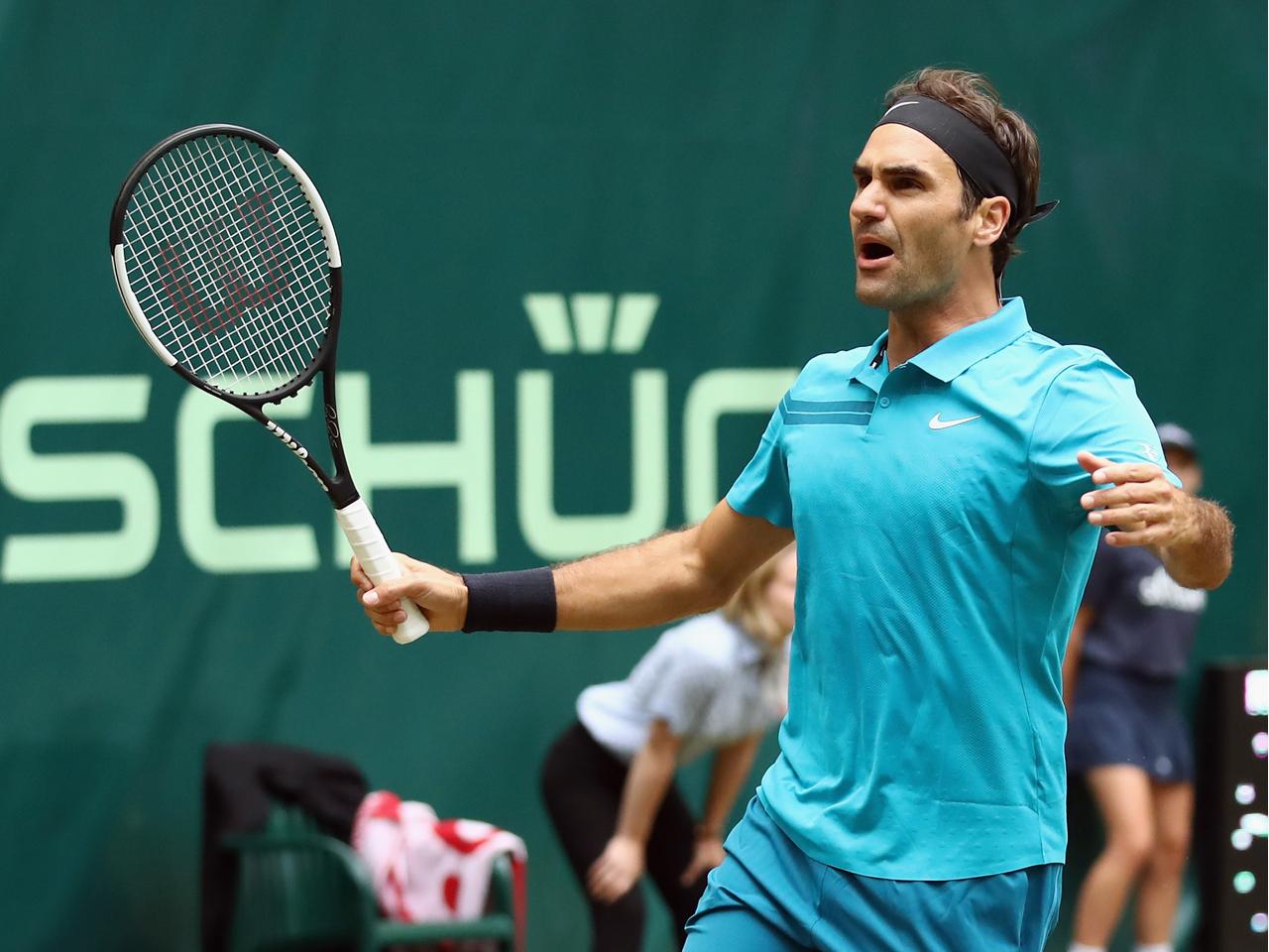 フェデラーがペールに競り勝ち準々決勝へ、マッチポイント2本凌ぐ