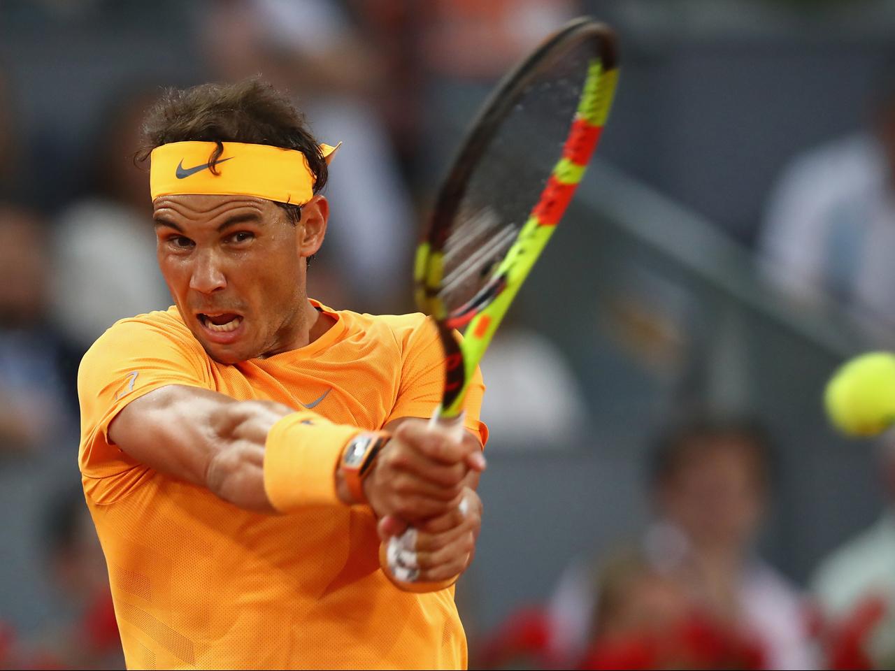 ナダルが同じサーフェスで連取したセット数で、マッケンローの記録を